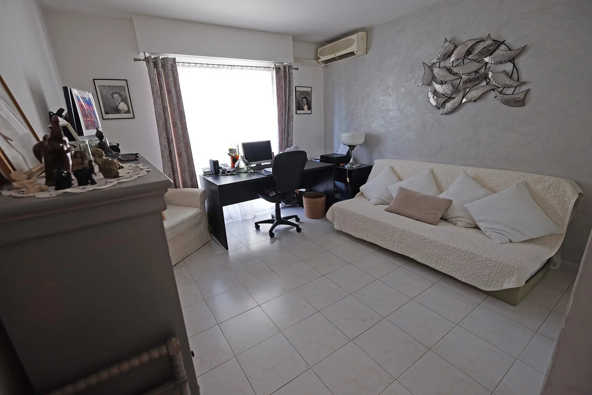 b3540711-d988-4d4d-8122-46237e3fe639